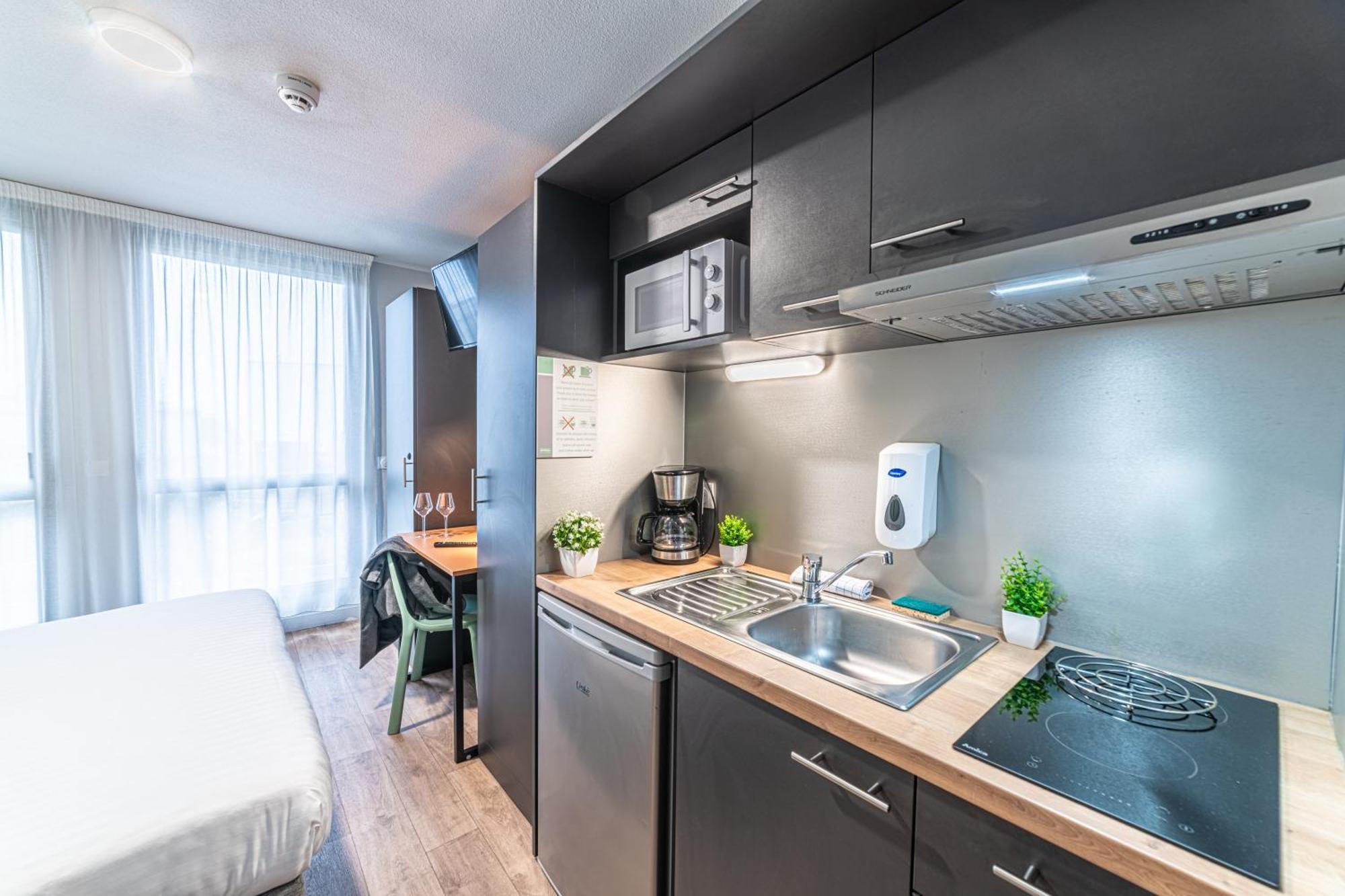 Montempo Apparthotel Bordeaux Centre - Bassins A Flot Экстерьер фото