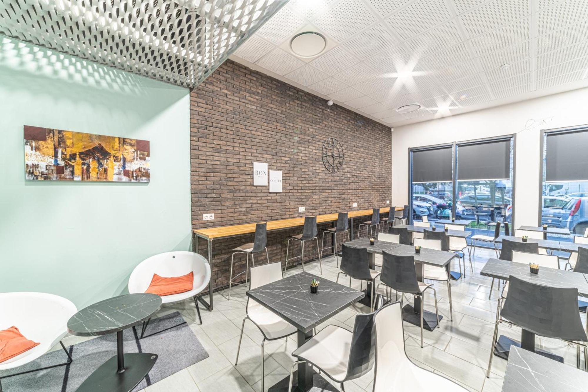 Montempo Apparthotel Bordeaux Centre - Bassins A Flot Экстерьер фото